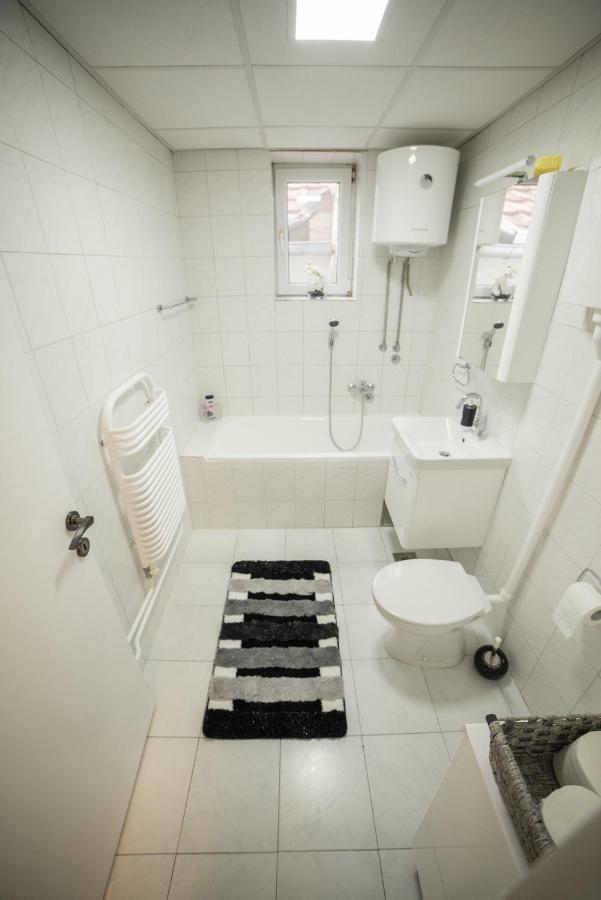 Royal Apartment Backa Palanka Bagian luar foto