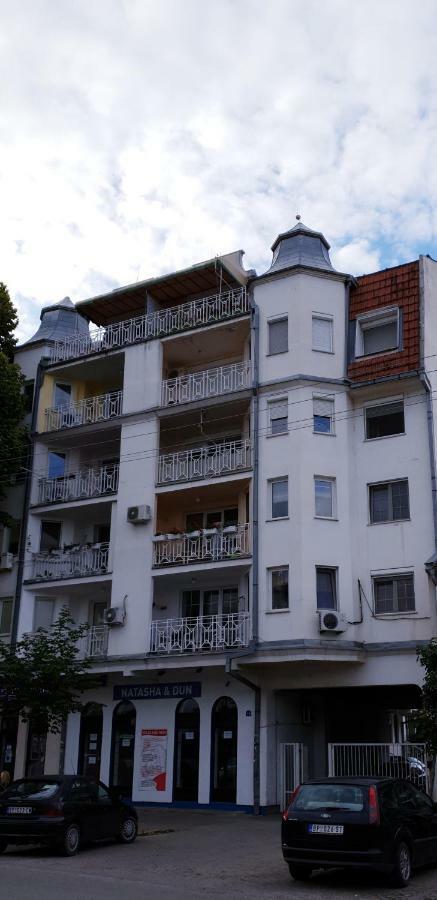 Royal Apartment Backa Palanka Bagian luar foto